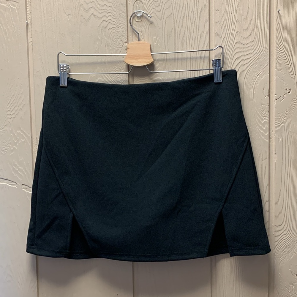 Wdirara Skort